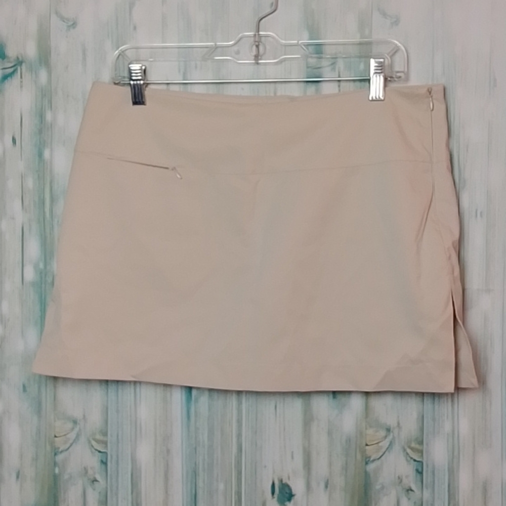 Smallwoods skort cream size 10